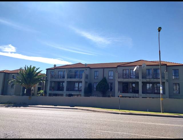2 BEDROOM TOWNHOUSE FOR SALE IN RANDHART